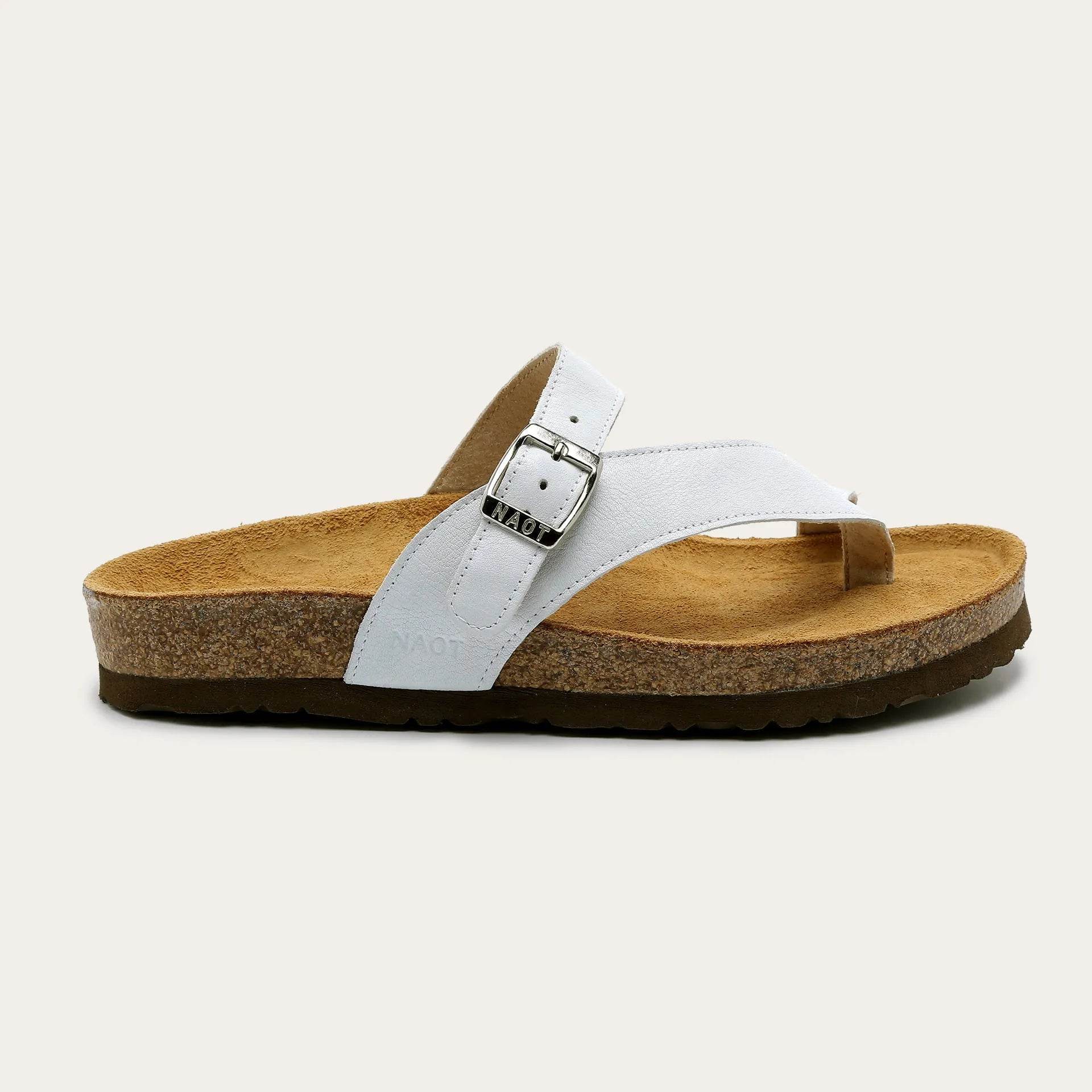 נעל עומר ש.לבן מט שבור - נאות ישראל