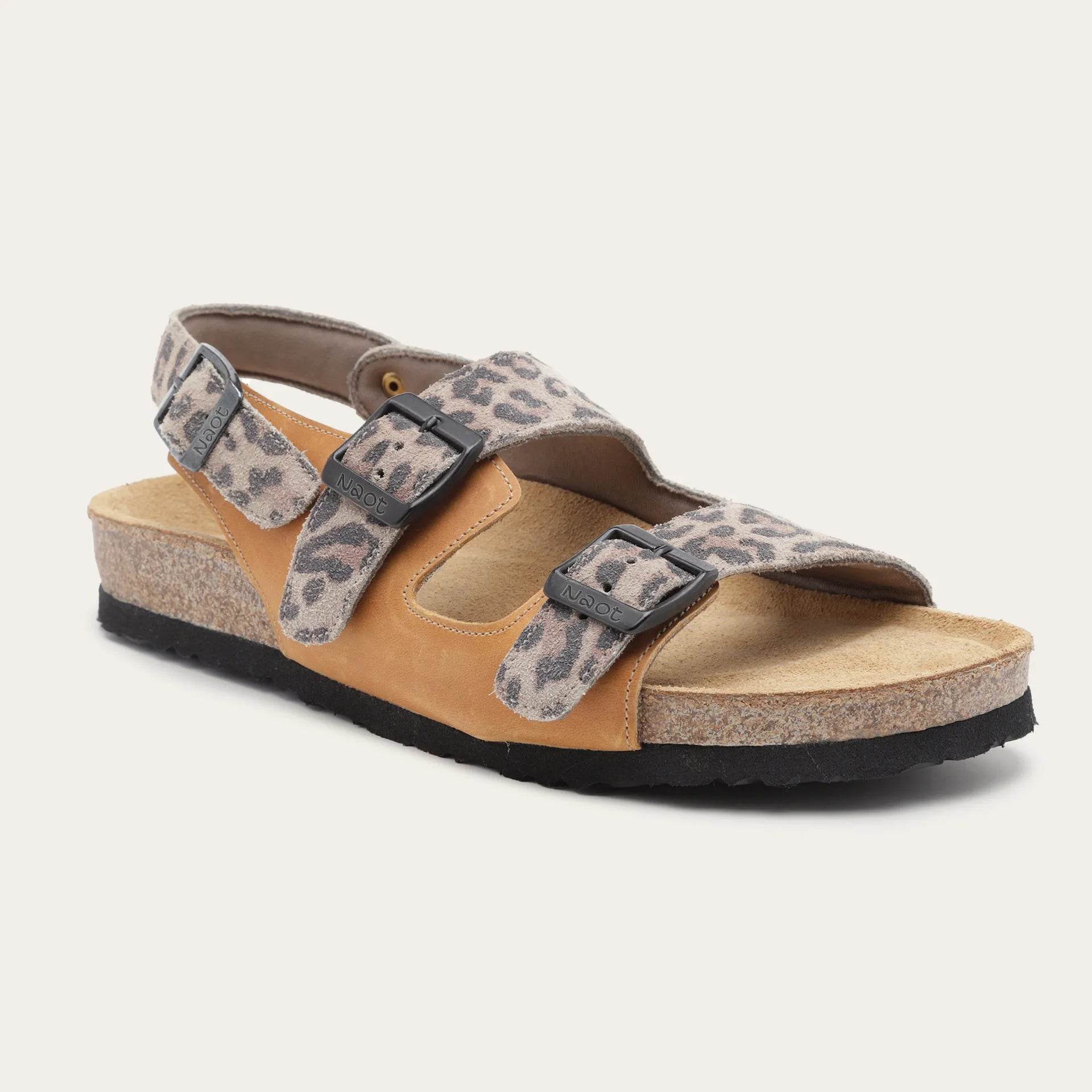 נעל דגן נשים EA7+EB6 - נאות ישראל