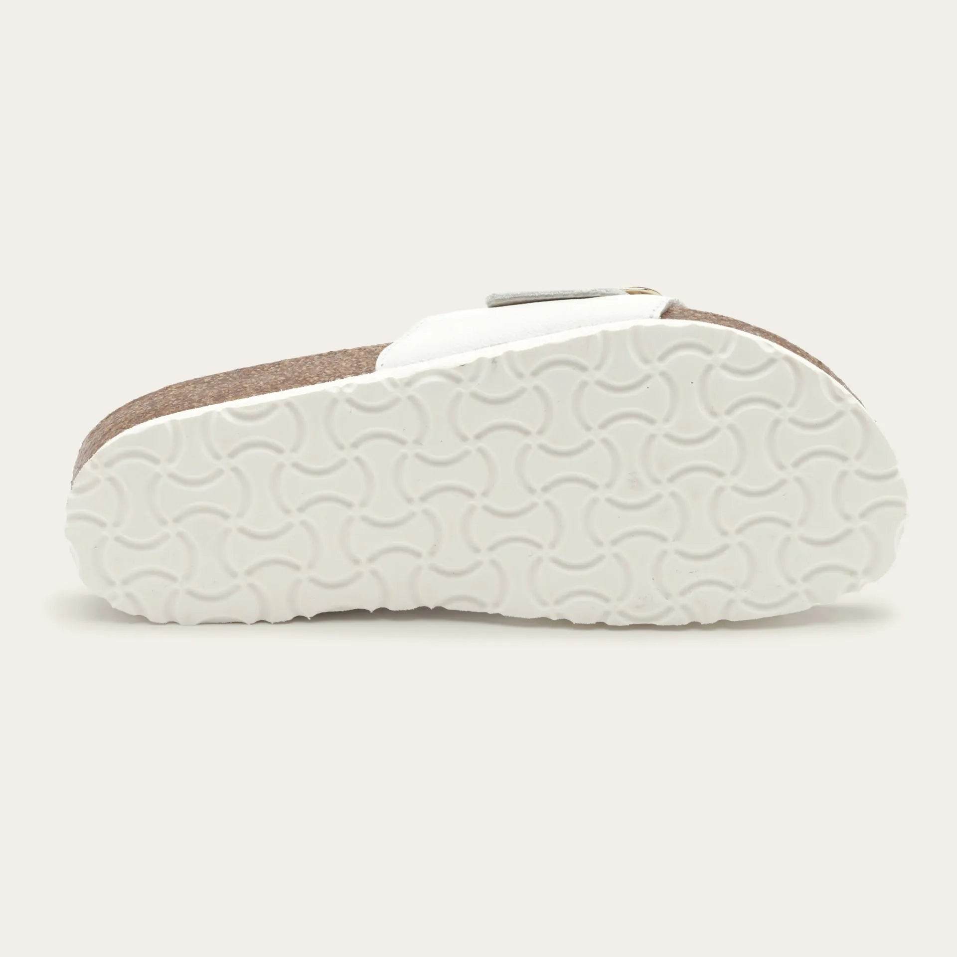 נעל מרילנד ש.לבן מט שבור - נאות ישראל