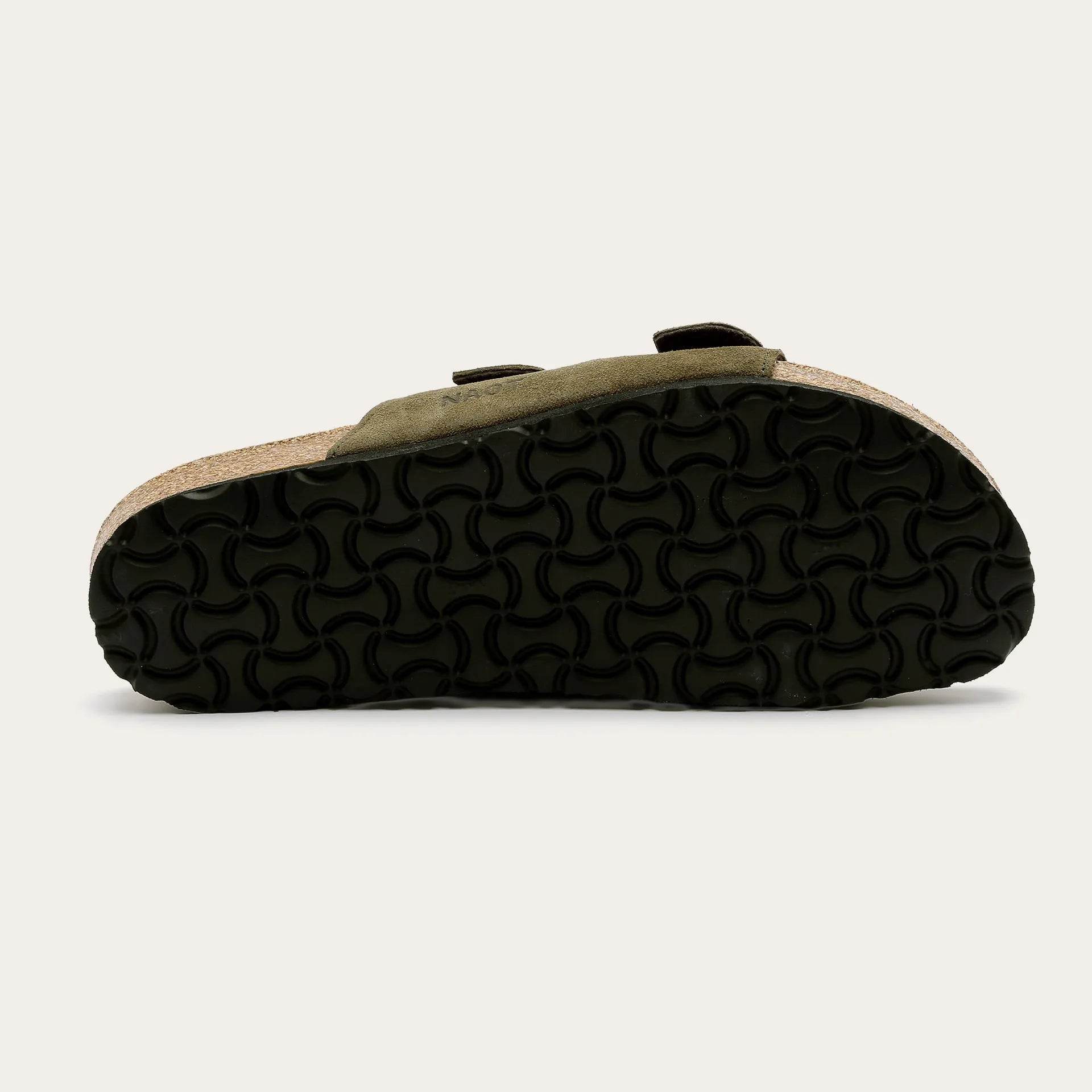 נעל שחר גבר שפ.ירוק זית משומן - נאות ישראל