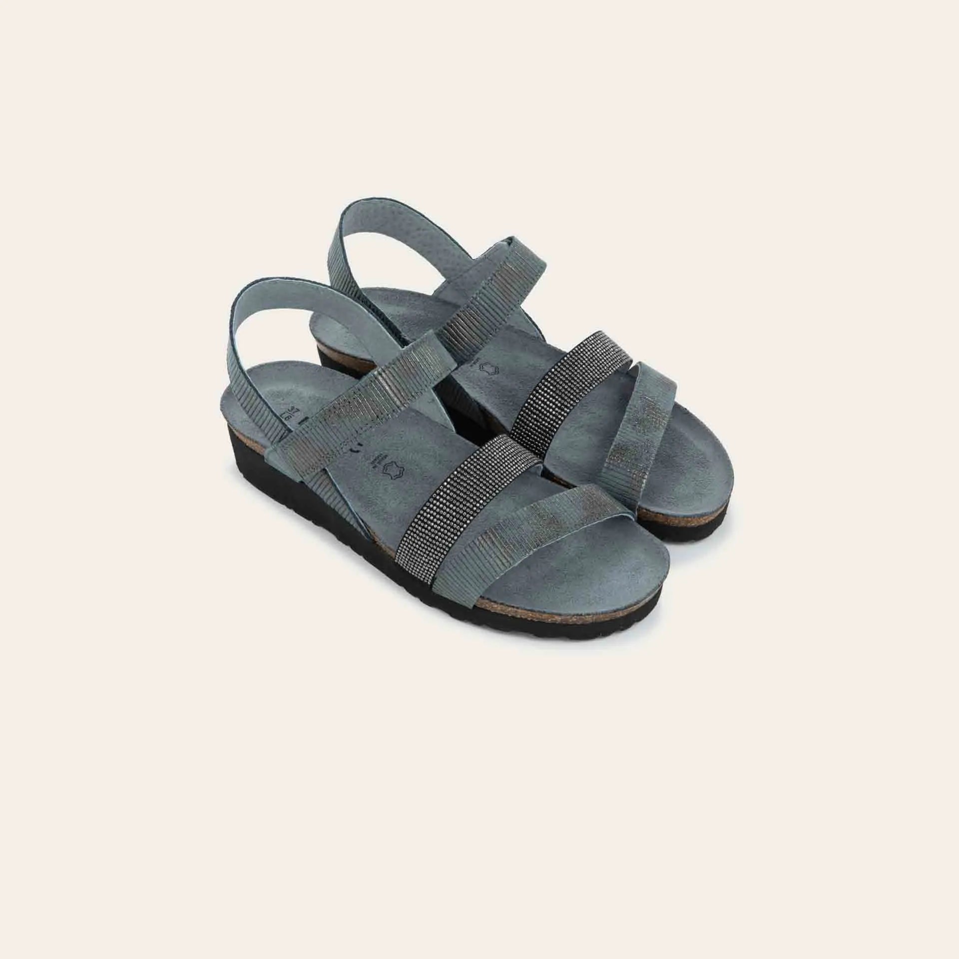 כריסטה אפור