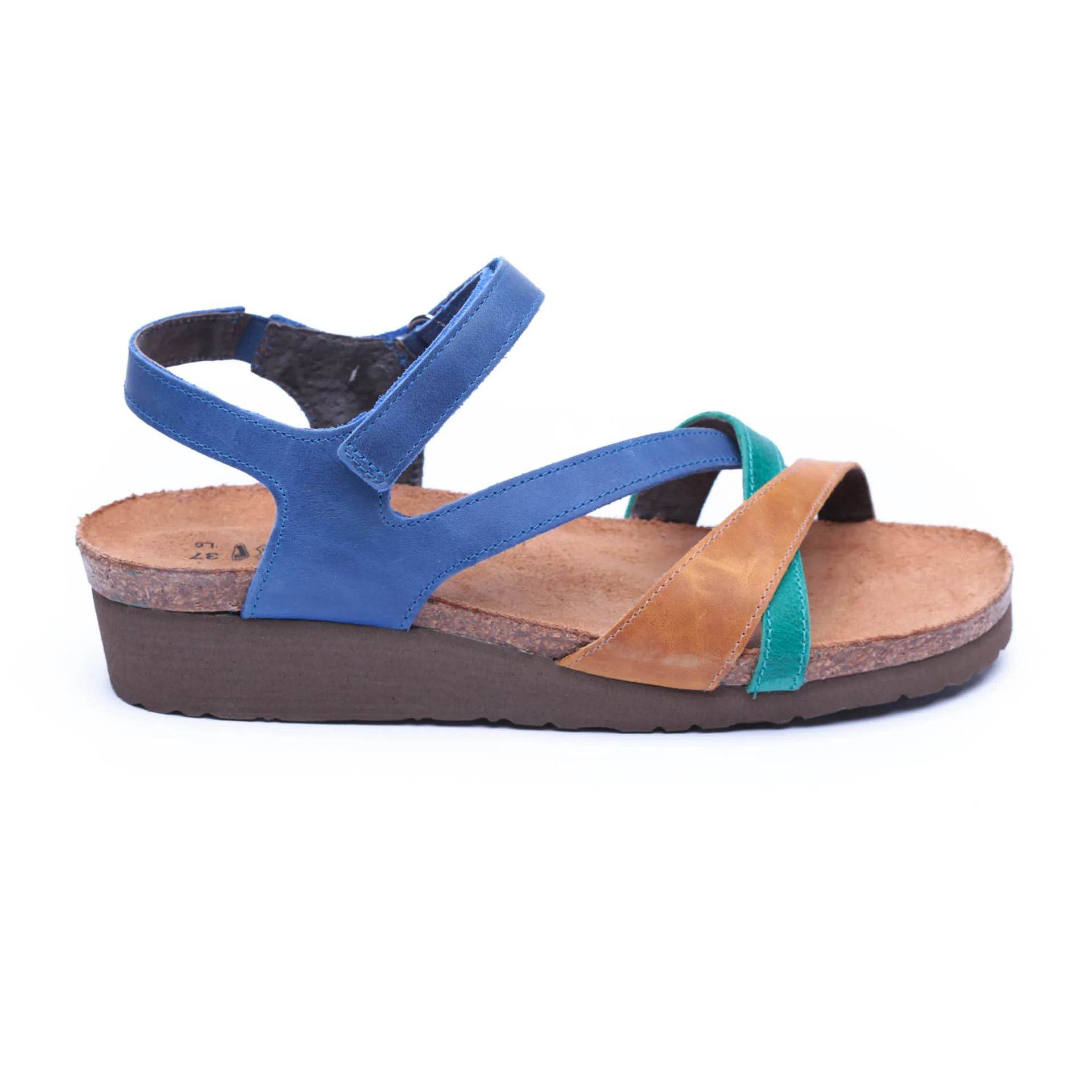 נעל סופיה G27+EA7+D69 - נאות ישראל