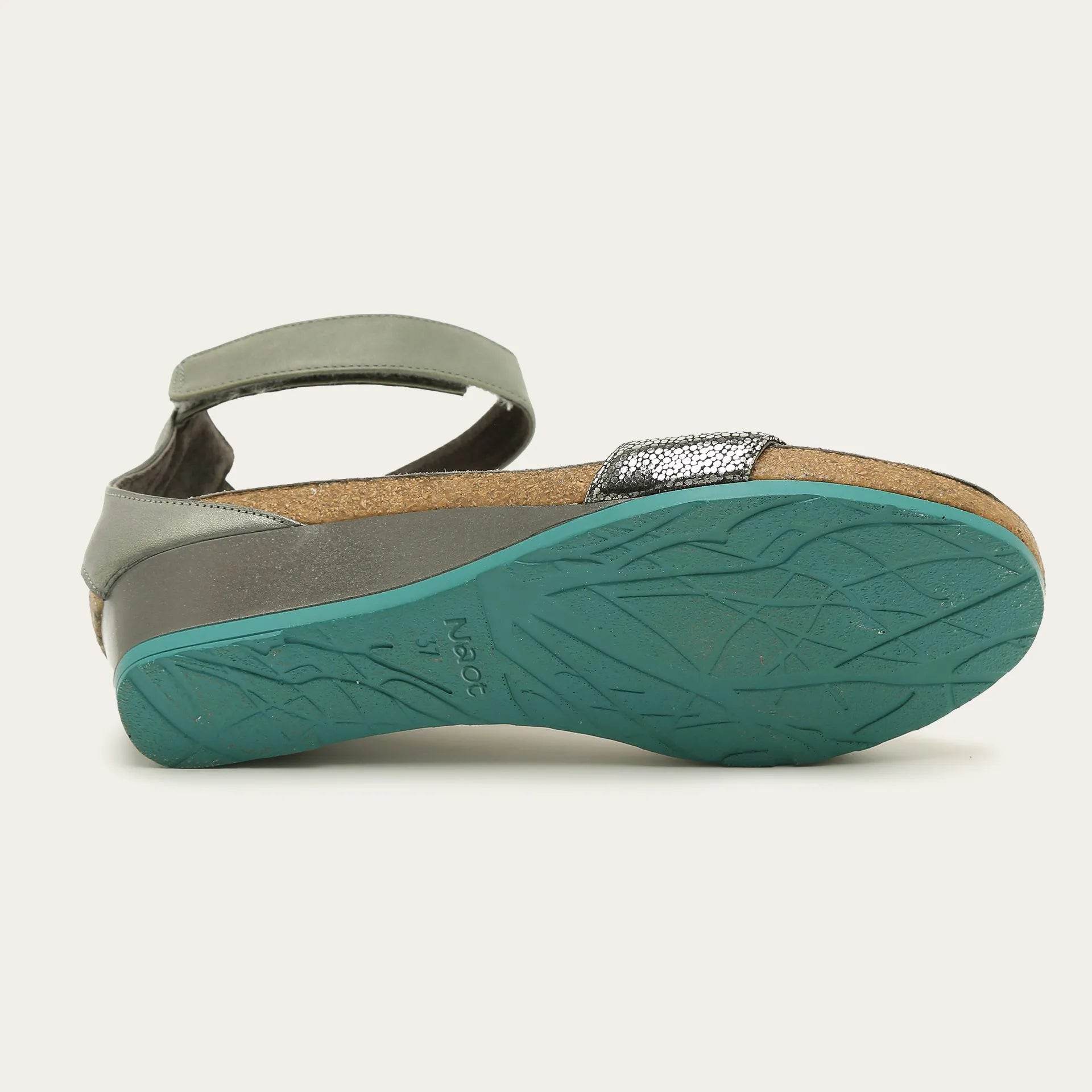 נעל פיקסי G33+B32+B95 - נאות ישראל