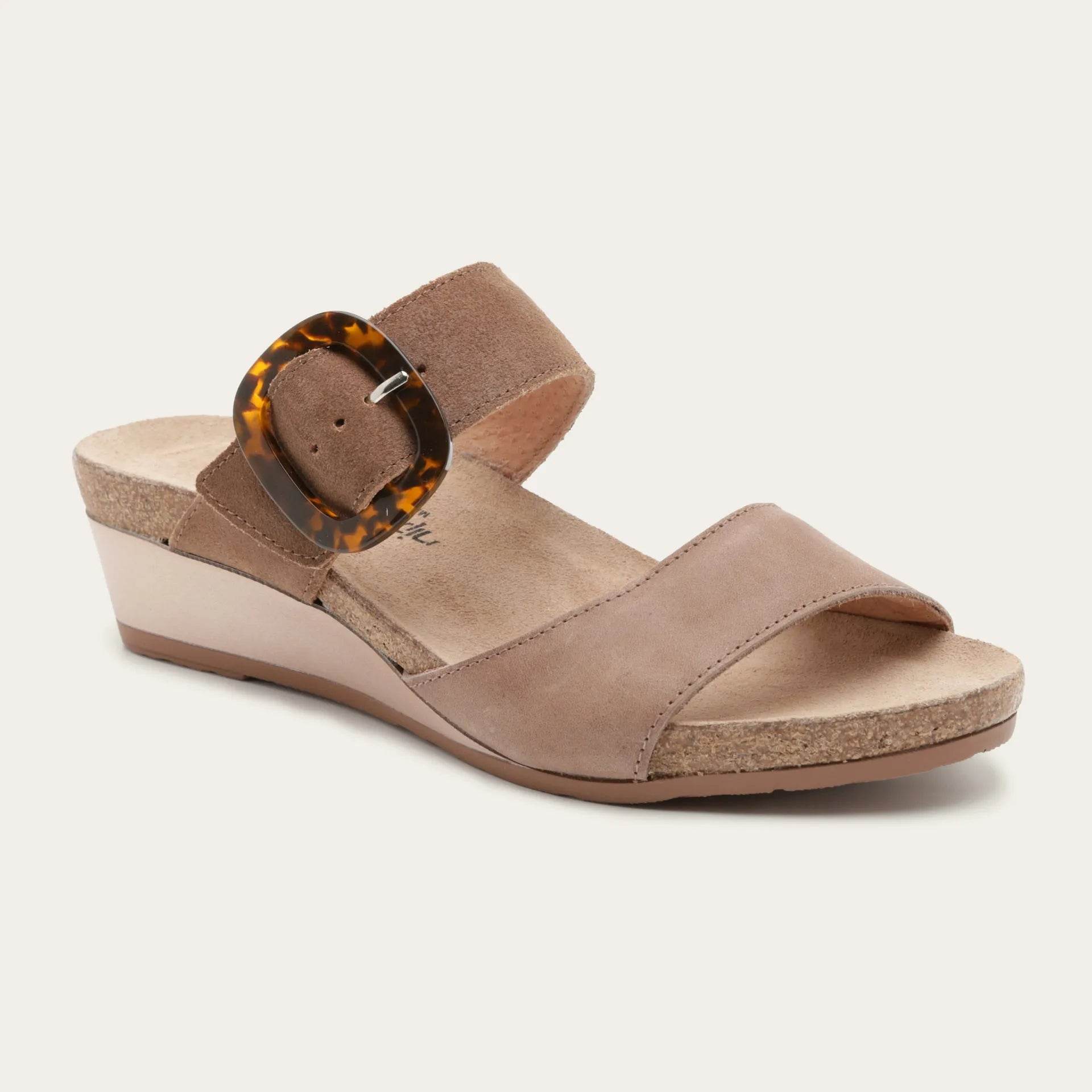 נעל קינגדום EB8+EE6 - נאות ישראל