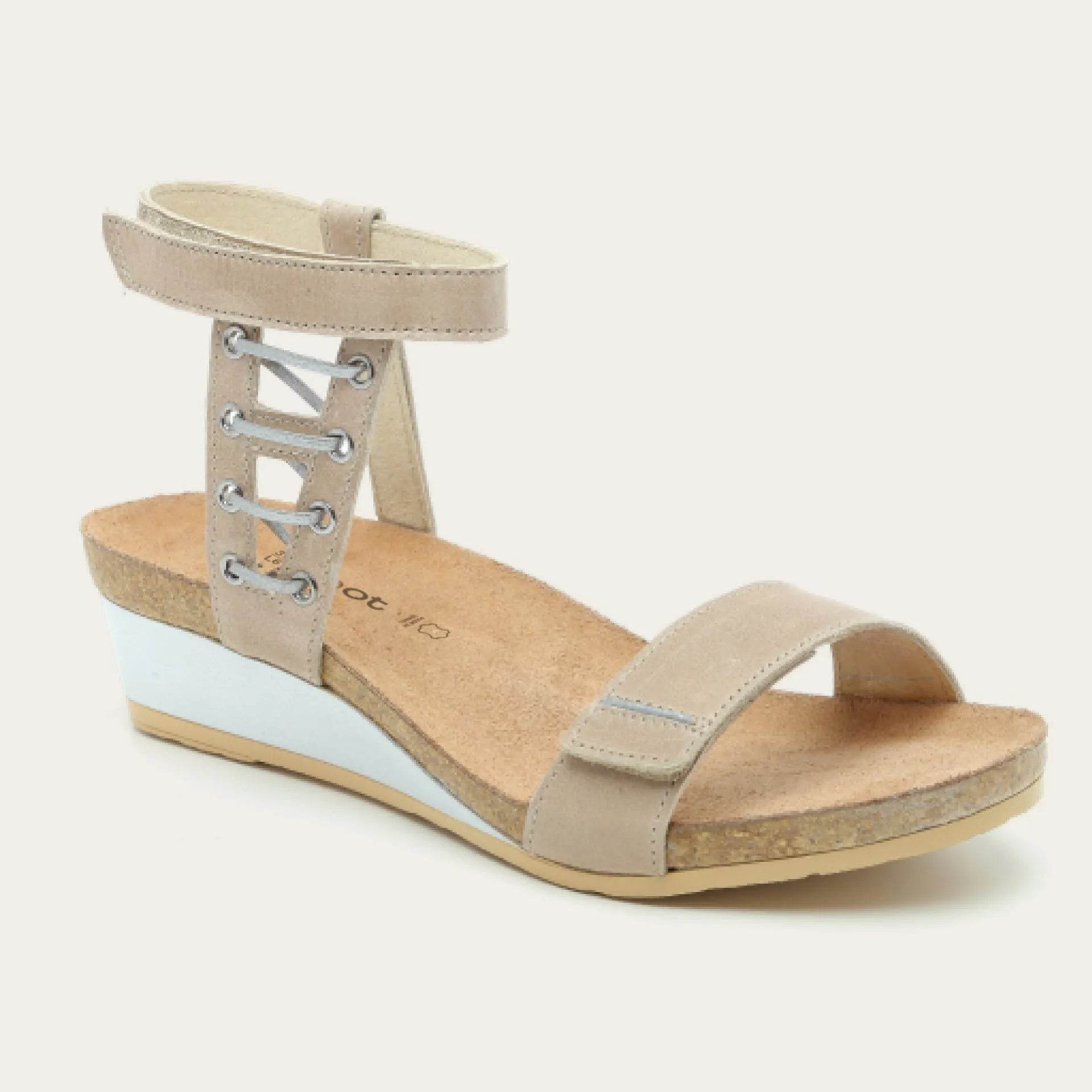 נעל וויזארד ע.בז' אקרו - נאות ישראל