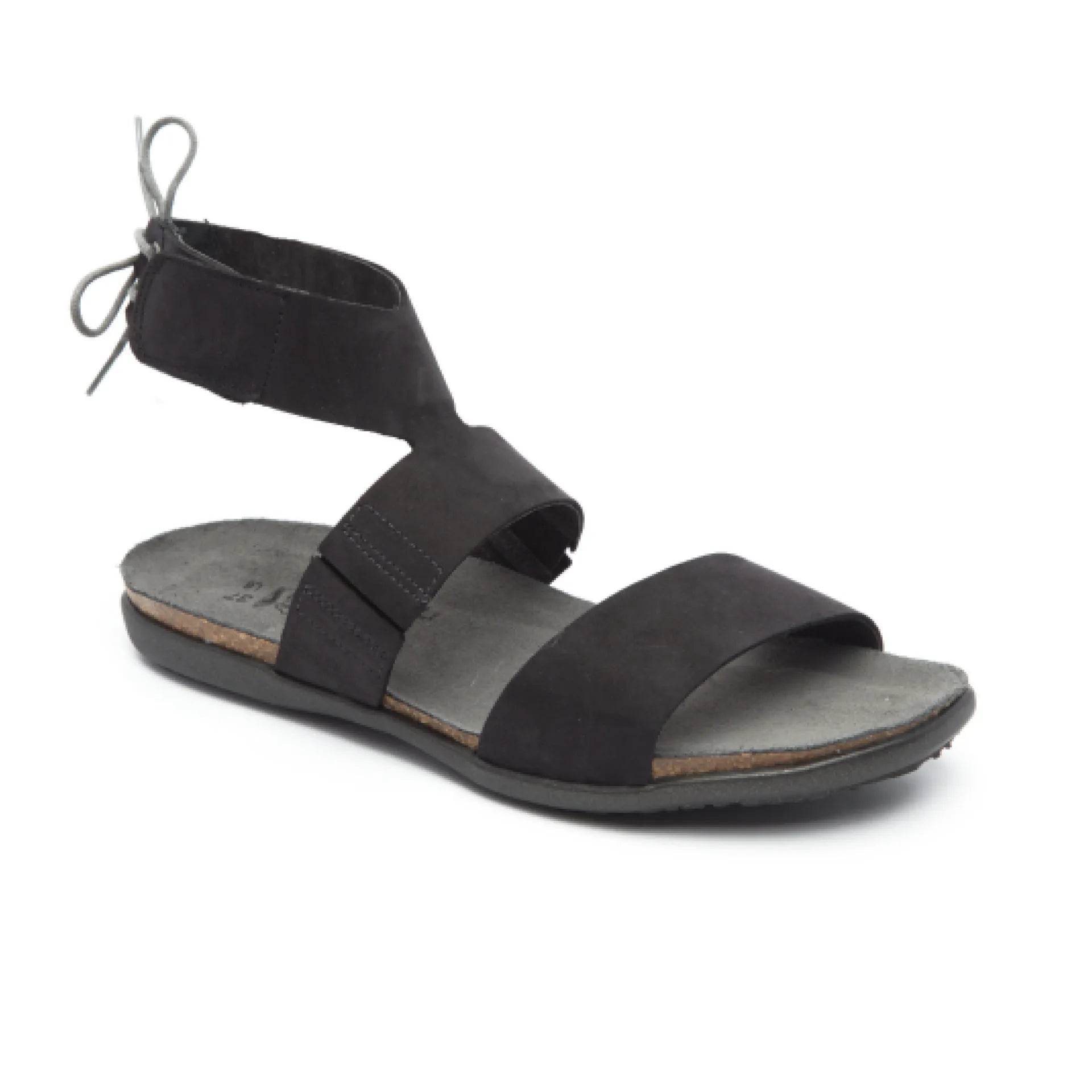 נעל לריסה נ.שחור קטיפתי - נאות ישראל