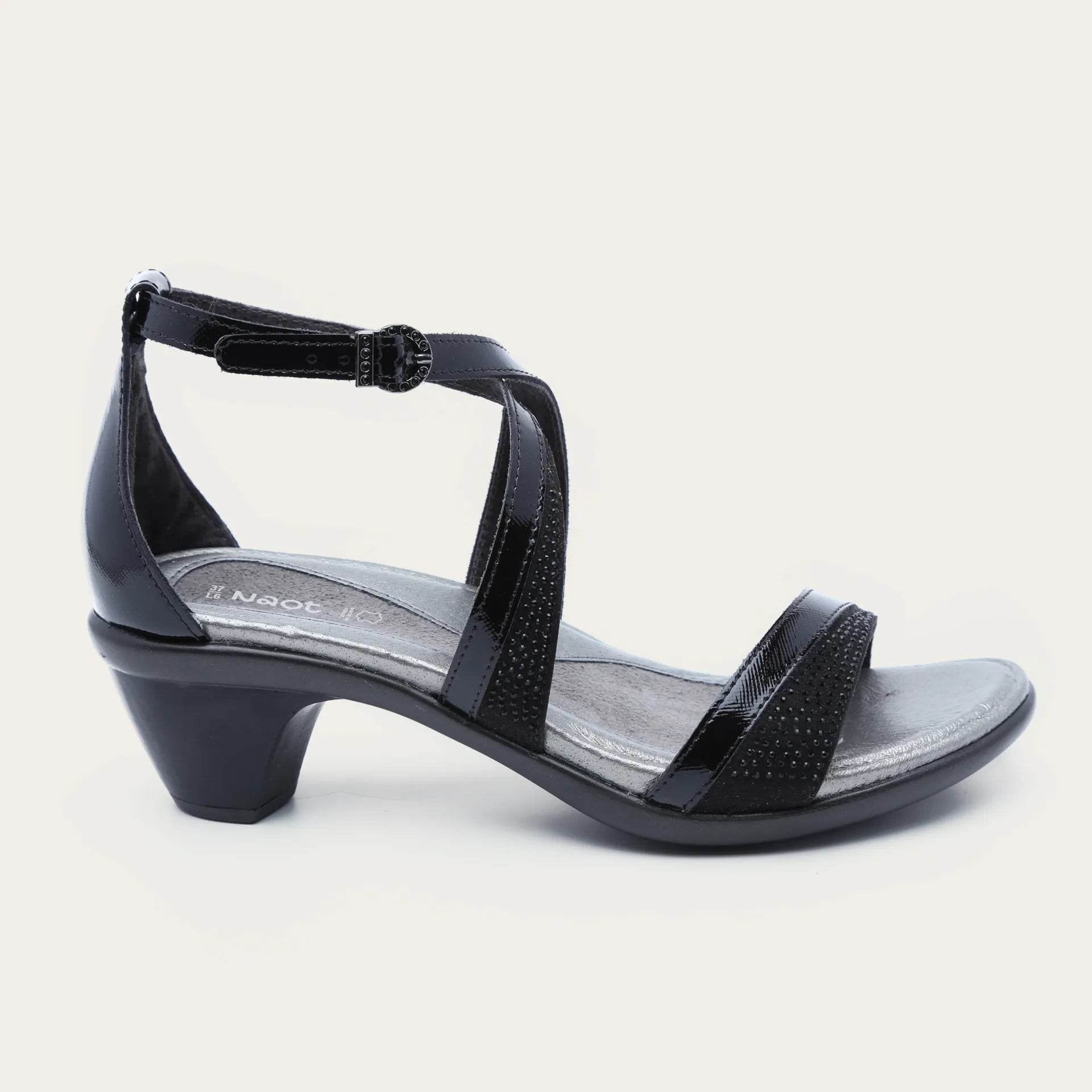 נעל אונוורד BT7+B96 - נאות ישראל