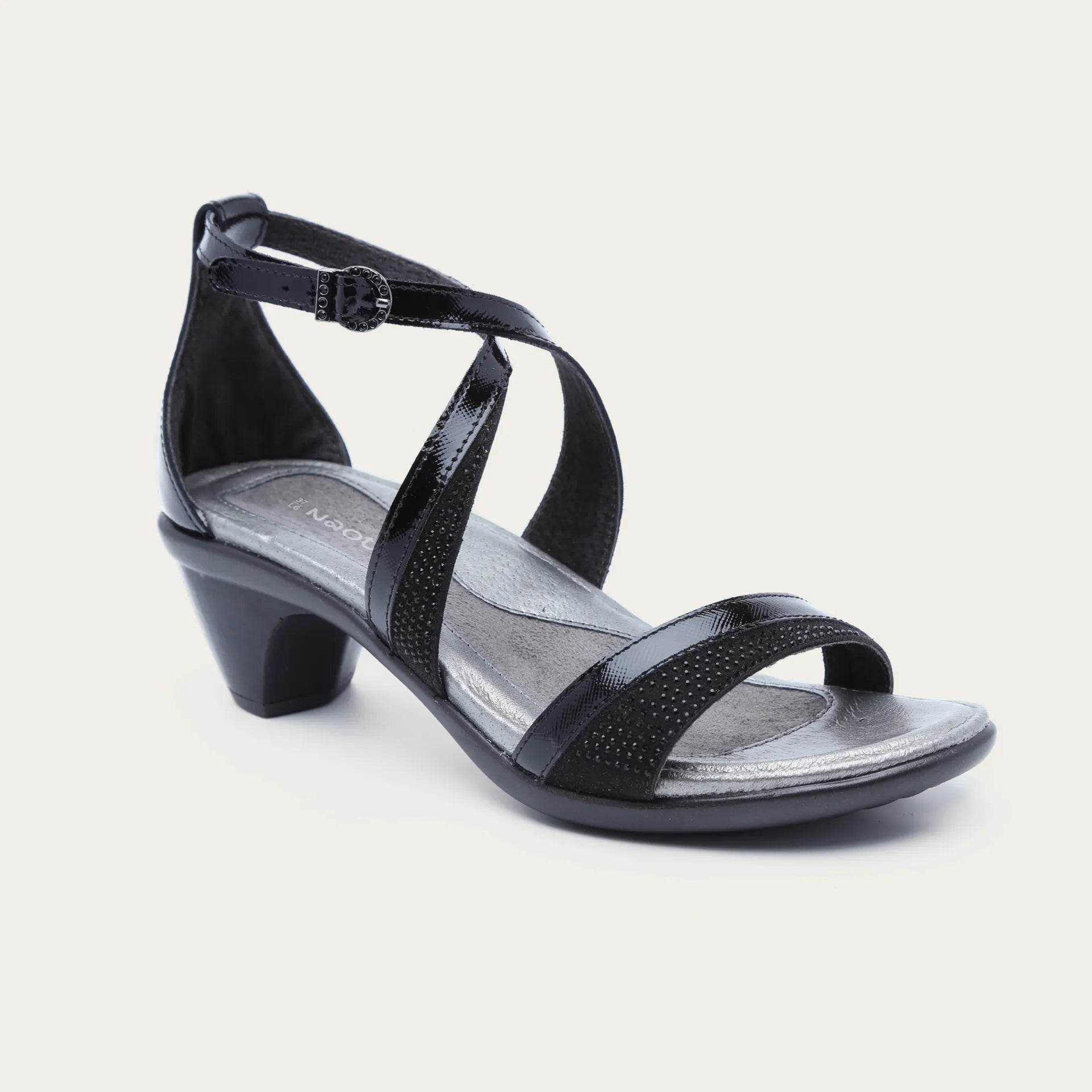 נעל אונוורד BT7+B96 - נאות ישראל