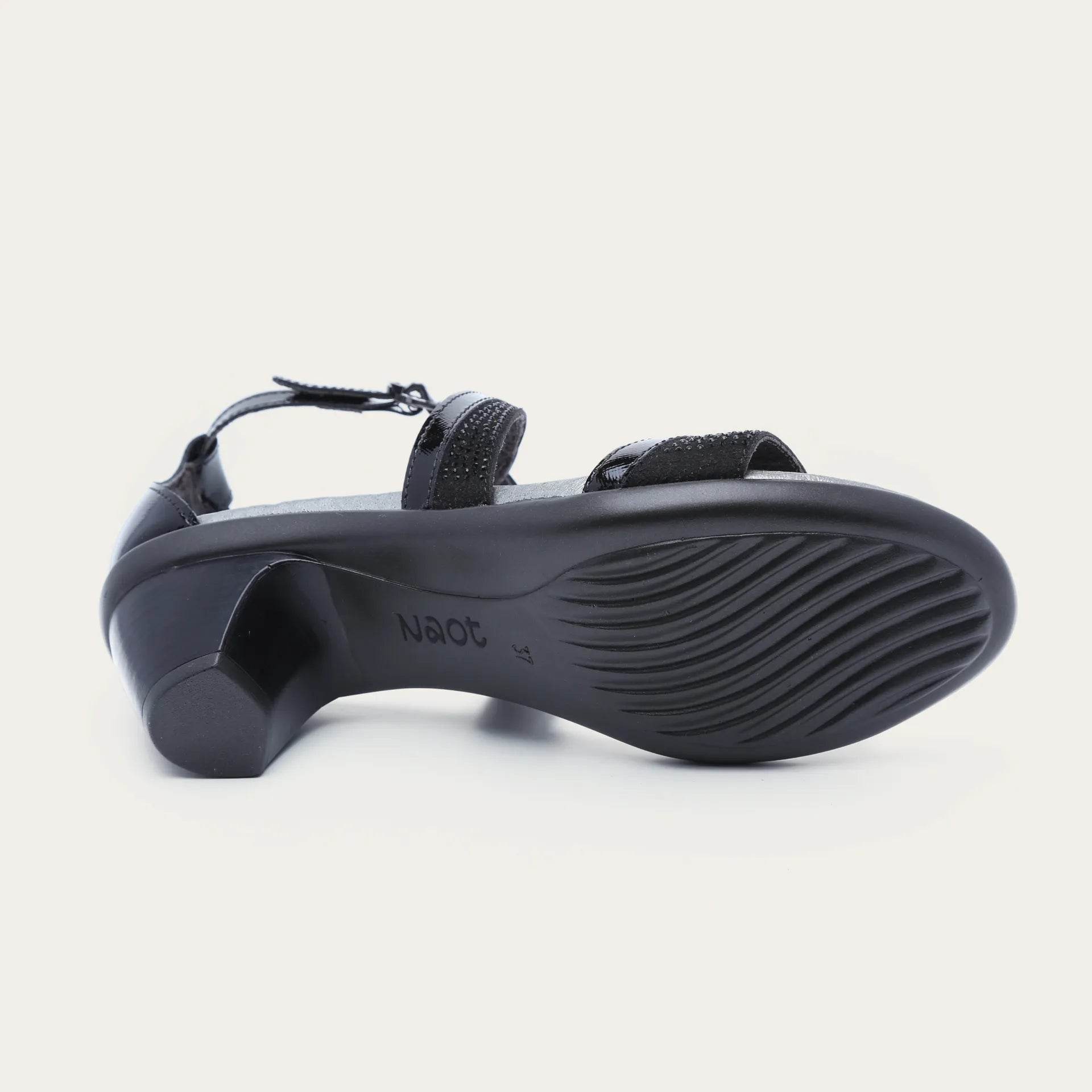 נעל אונוורד BT7+B96 - נאות ישראל