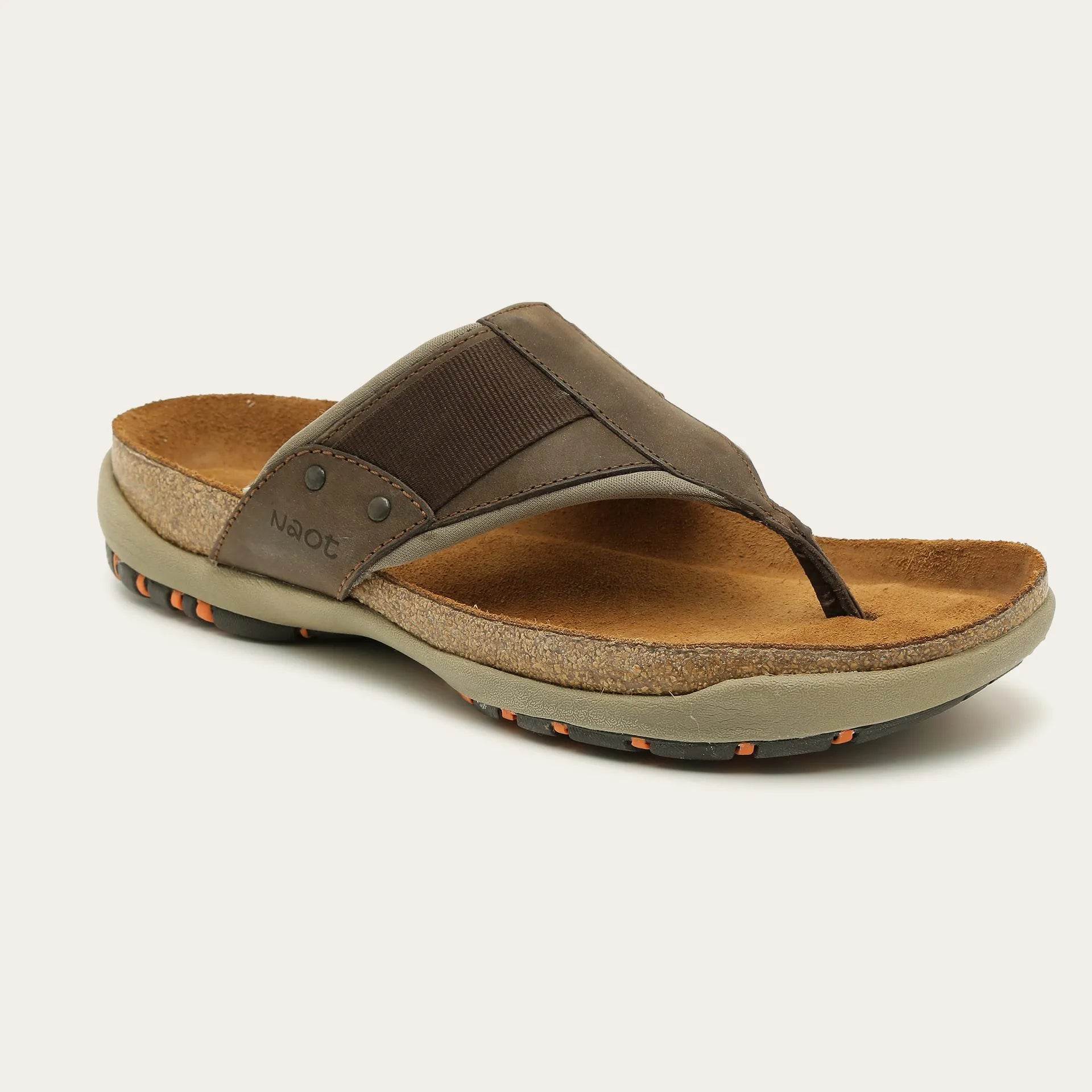 נעל גומז נ.חום בוץ - נאות ישראל