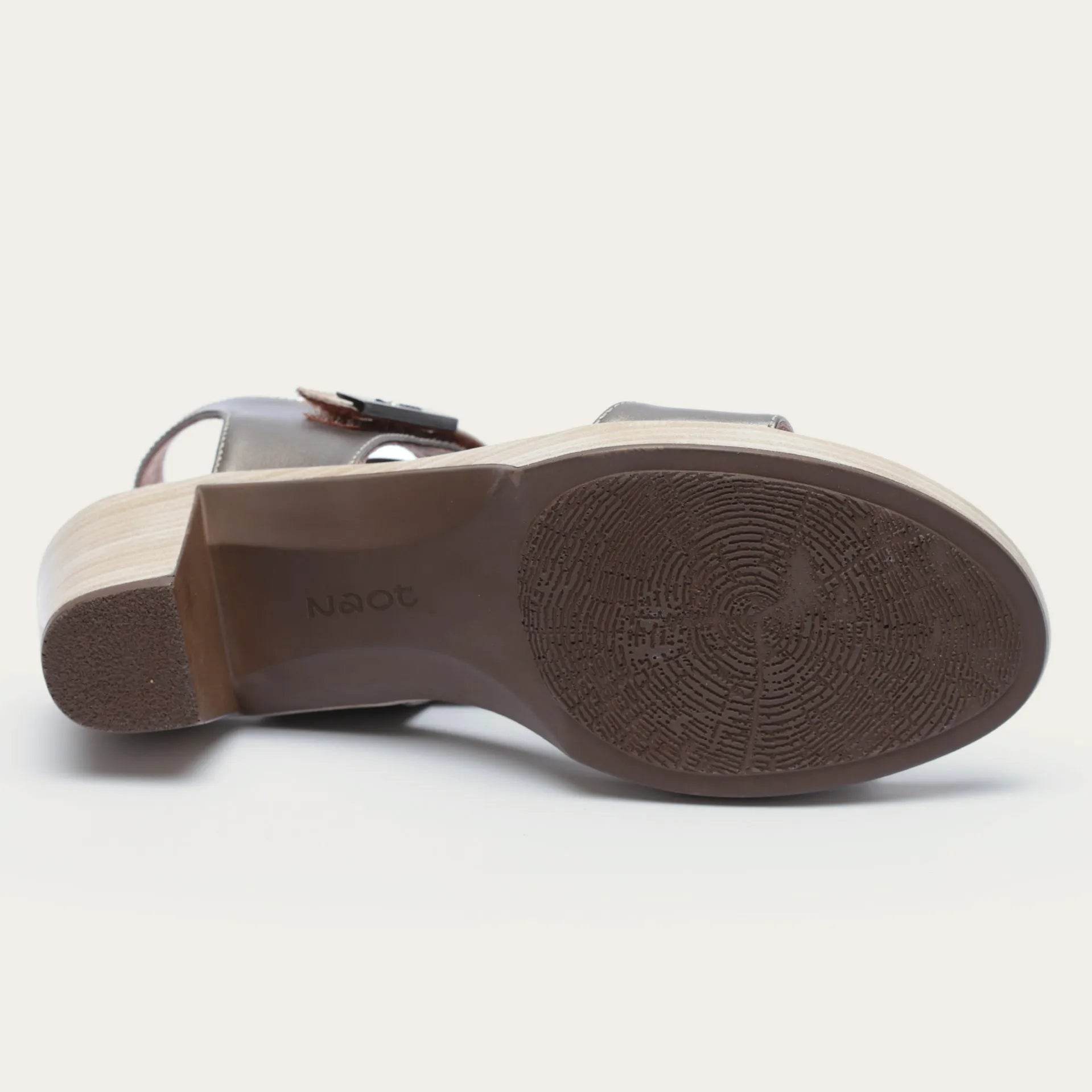 נעל אינטקט E10+B45+H46 - נאות ישראל