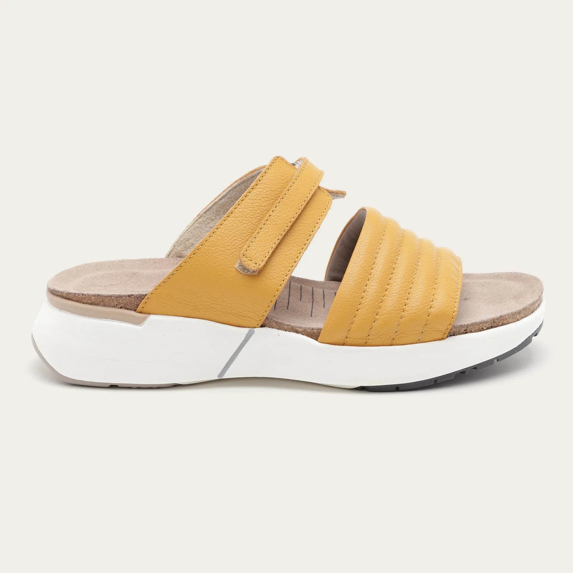 נעל ווסטה עור צהוב מנגו - נאות ישראל