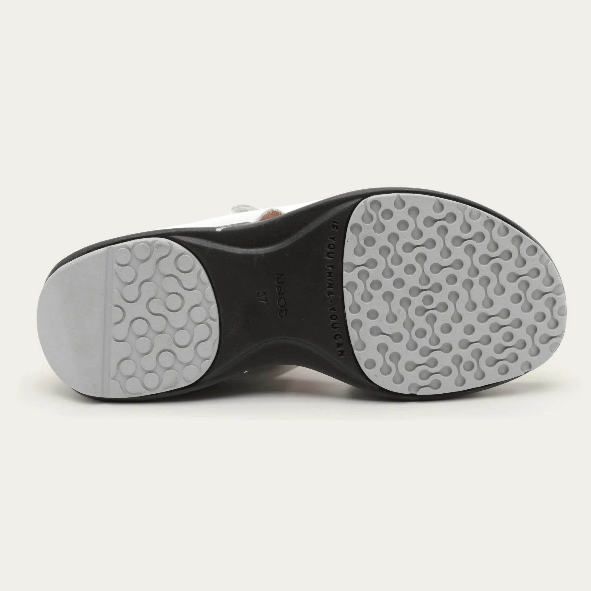 נעל ווסטה ש.לבן מט שבור - נאות ישראל