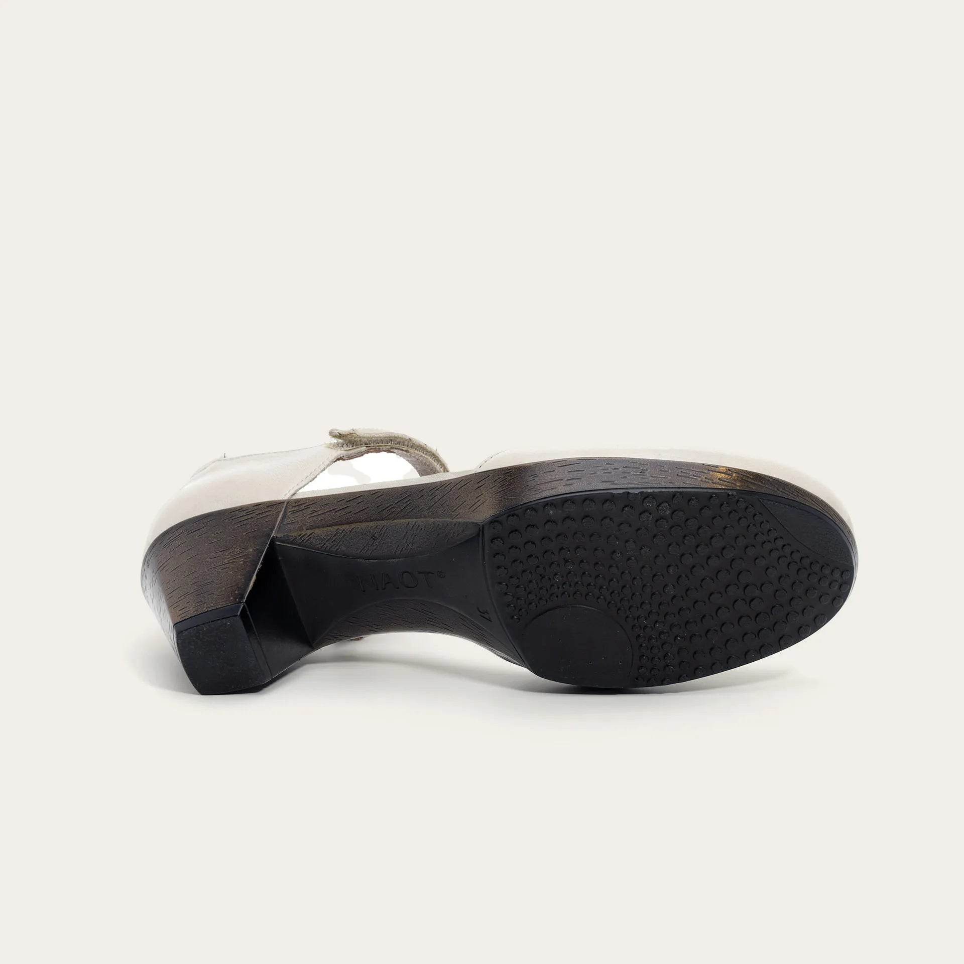 נעל קארמה עור אופ-וויט רך - נאות ישראל