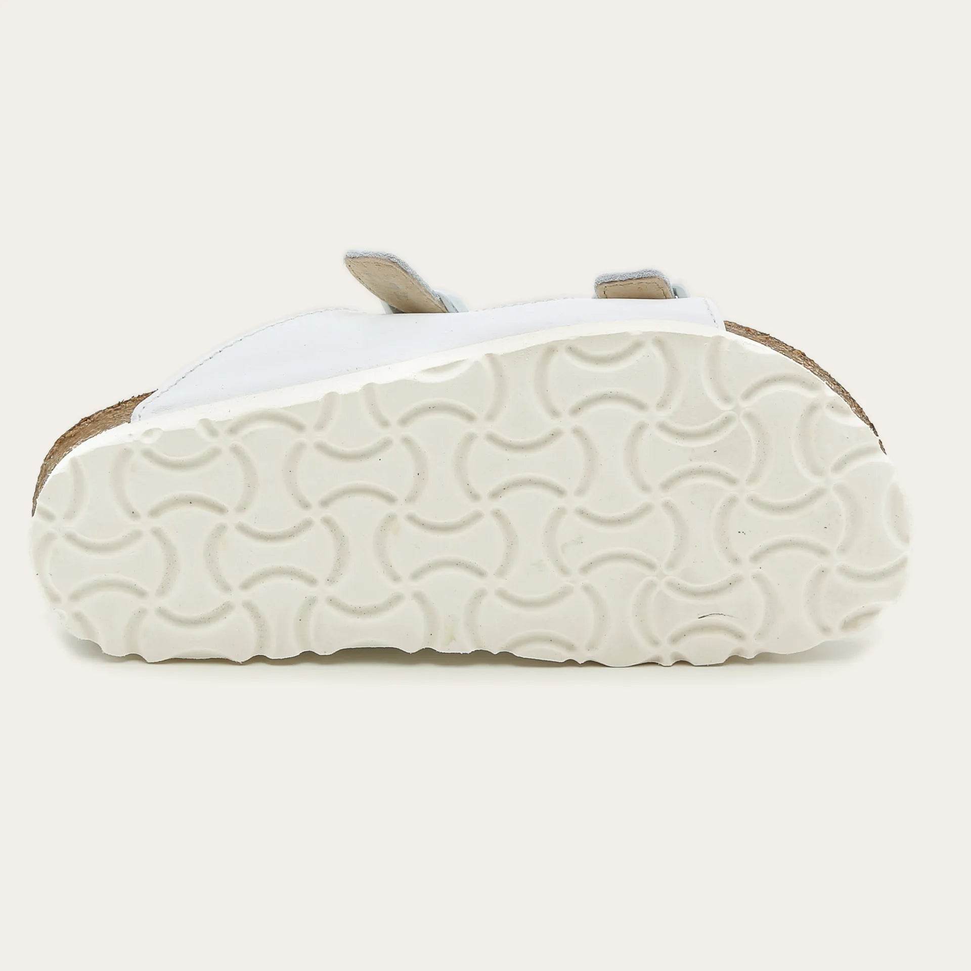 נעל שחר ילדים ע. לבן - נאות ישראל