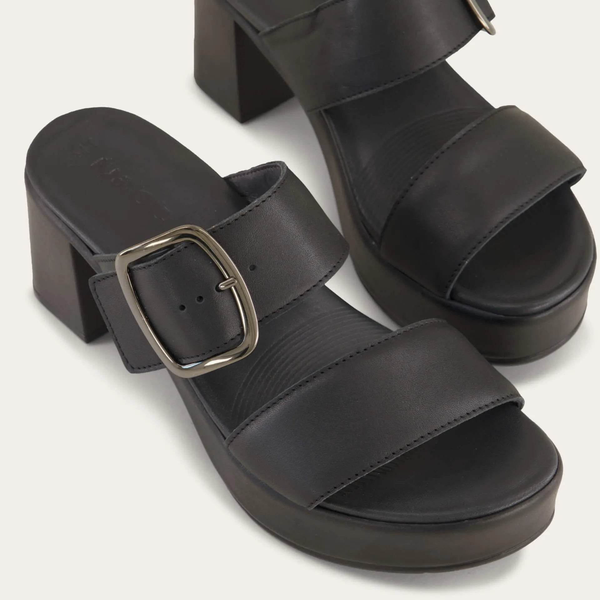 נעל סלב ע.שחור מט - נאות ישראל