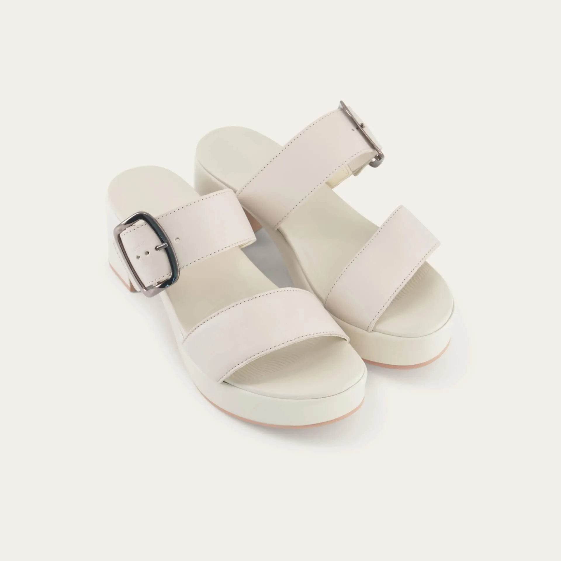 נעל סלב עור אופ-וויט רך - נאות ישראל