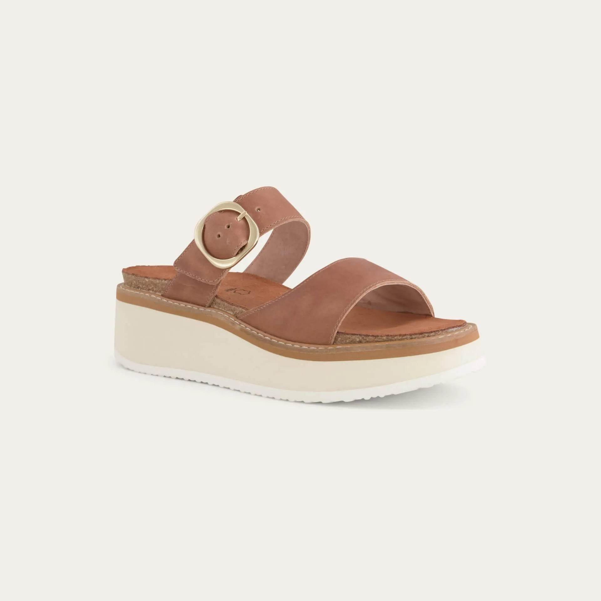 נעל חלווה ע.חום לאטה - נאות ישראל