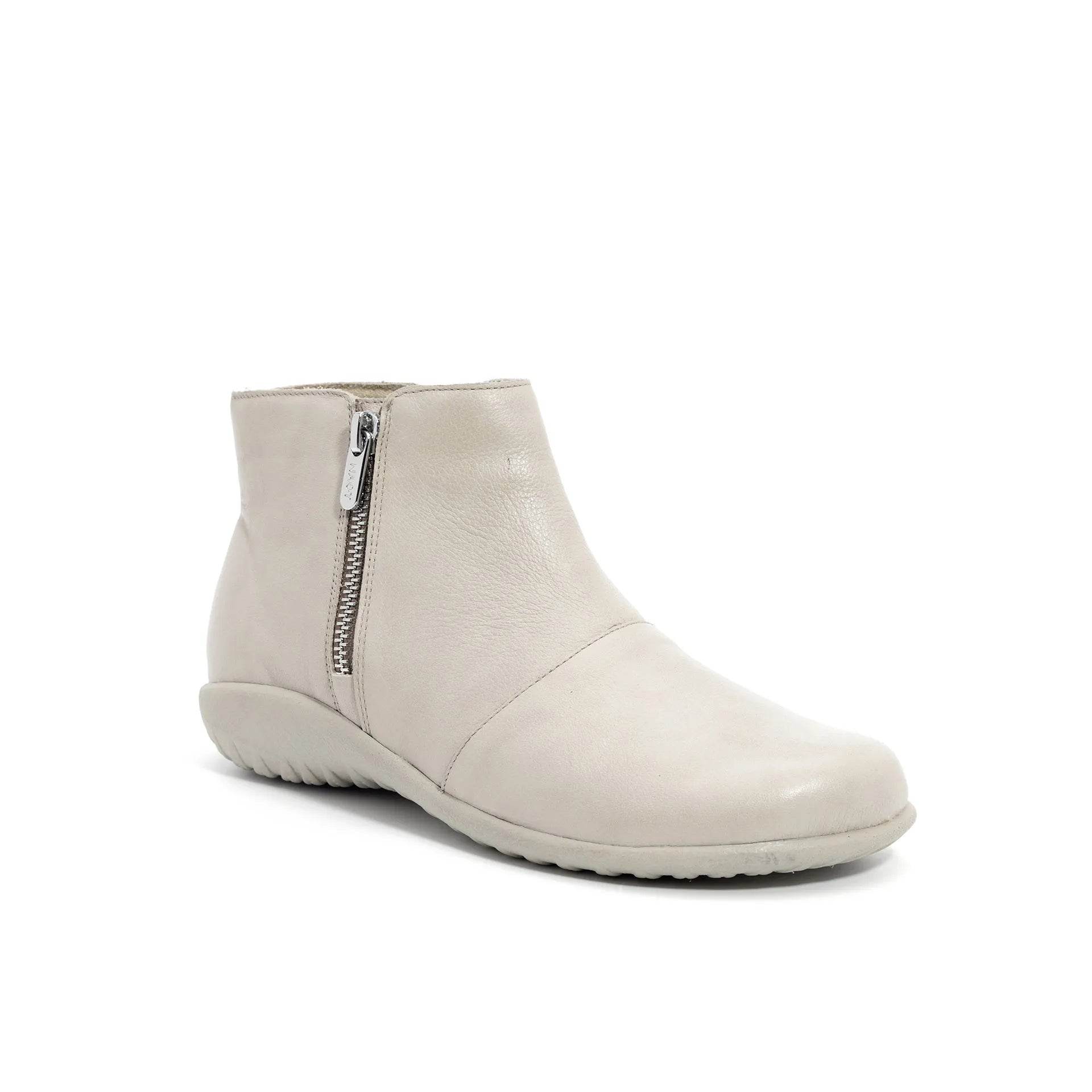 נעל וונאקה עור אופ-וויט רך - נאות ישראל