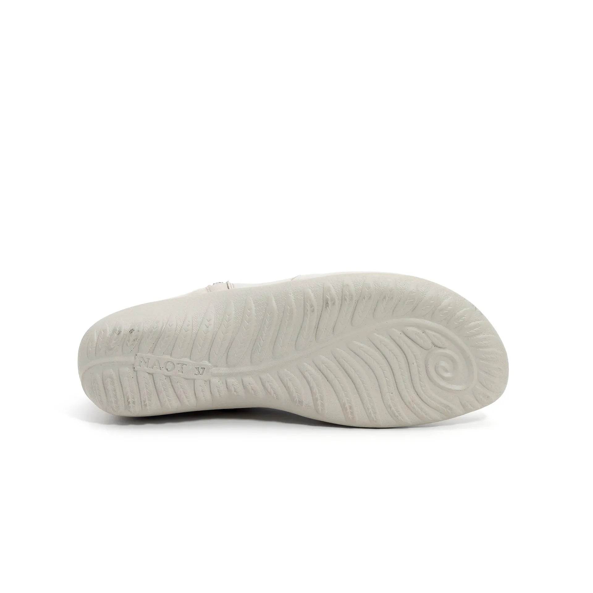 נעל וונאקה עור אופ-וויט רך - נאות ישראל