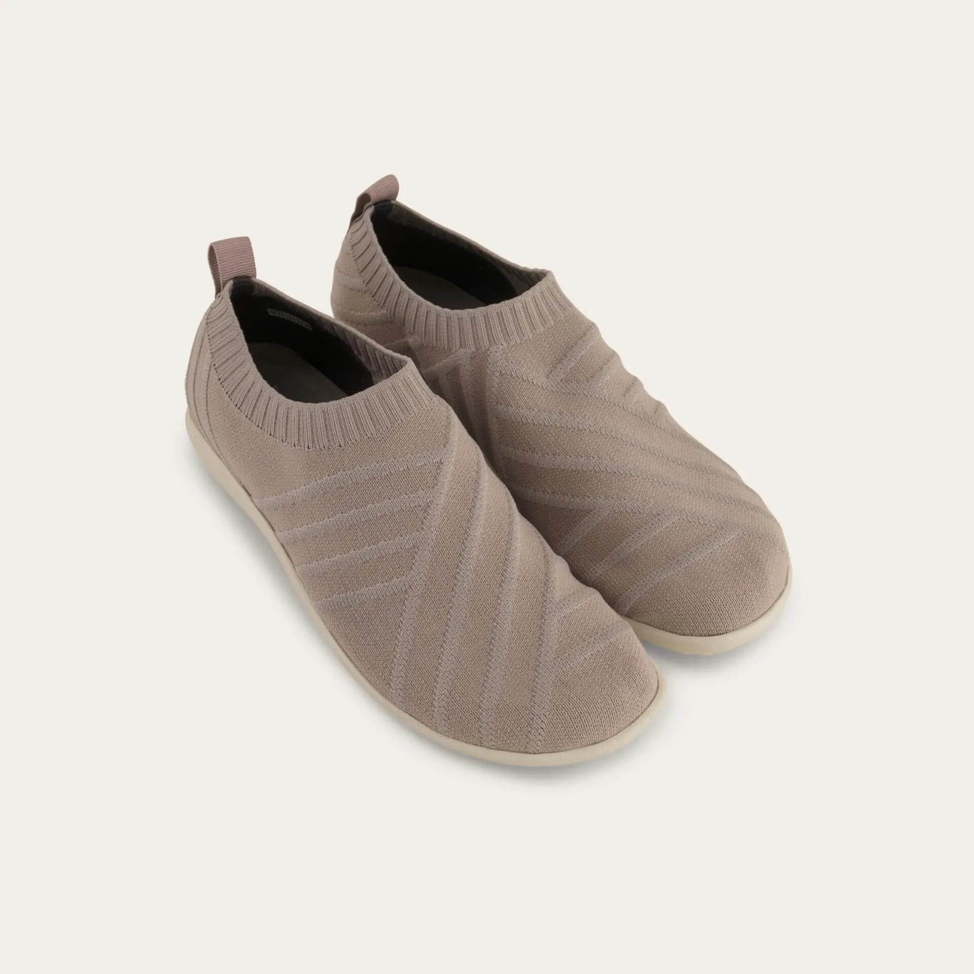 נעל אוקאו גפה אבן - נאות ישראל