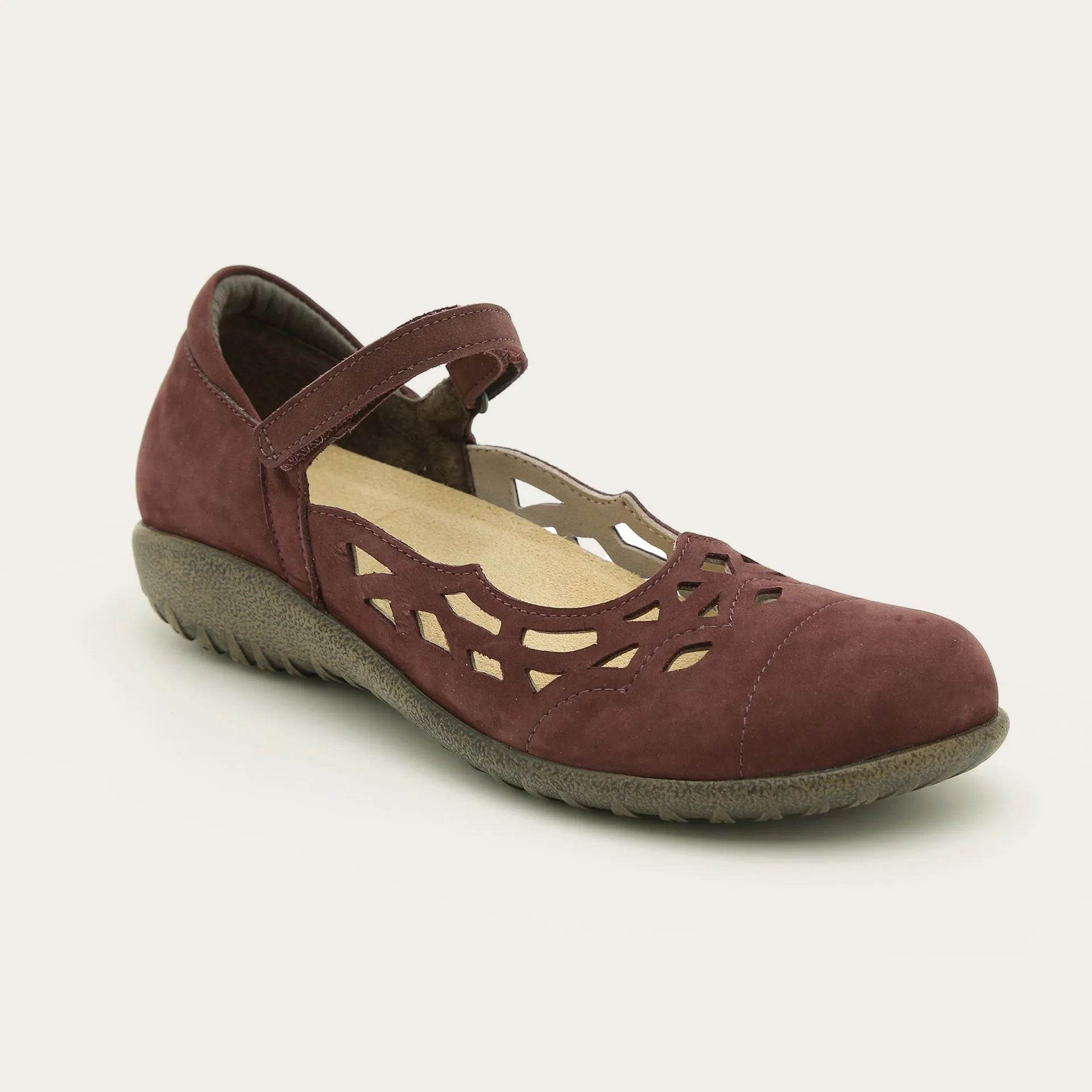 נעל אגאתיס ע.אדום בורגונדי - נאות ישראל