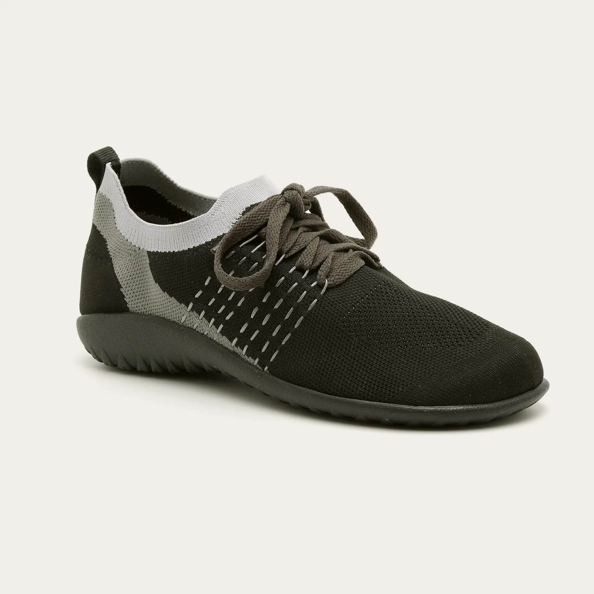 נעל טאמה סרוג שחור אפור - נאות ישראל