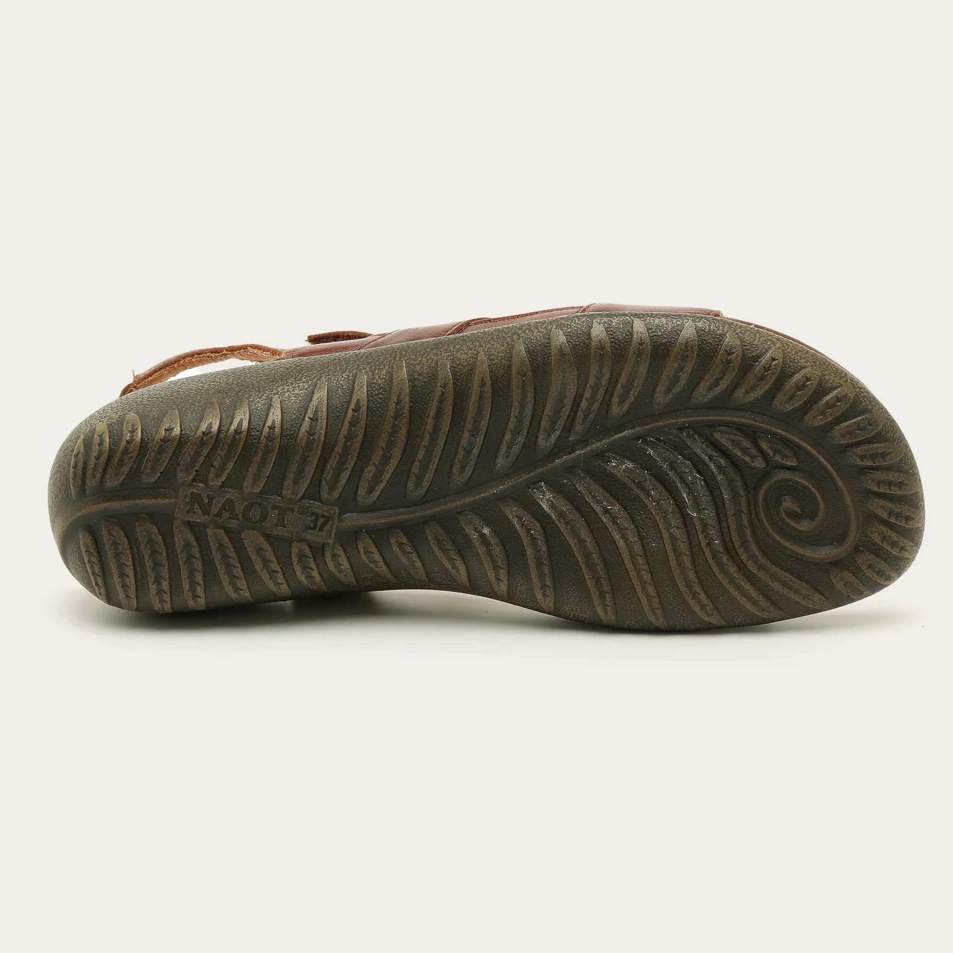 נעל אטרה ע.חום מזוודה - נאות ישראל