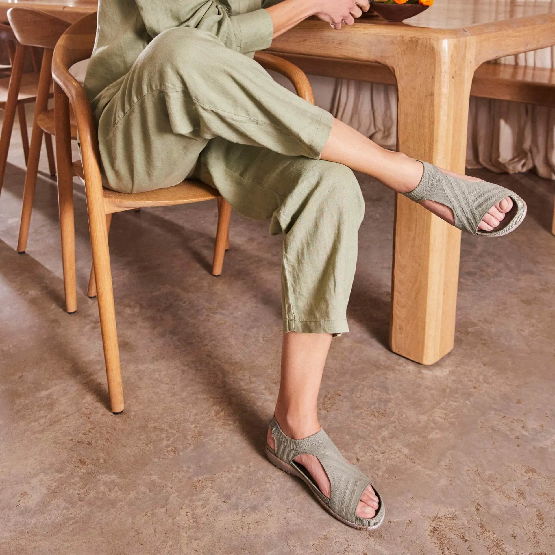 נעל קאוויה גפה סרוגה בייז' - נאות ישראל