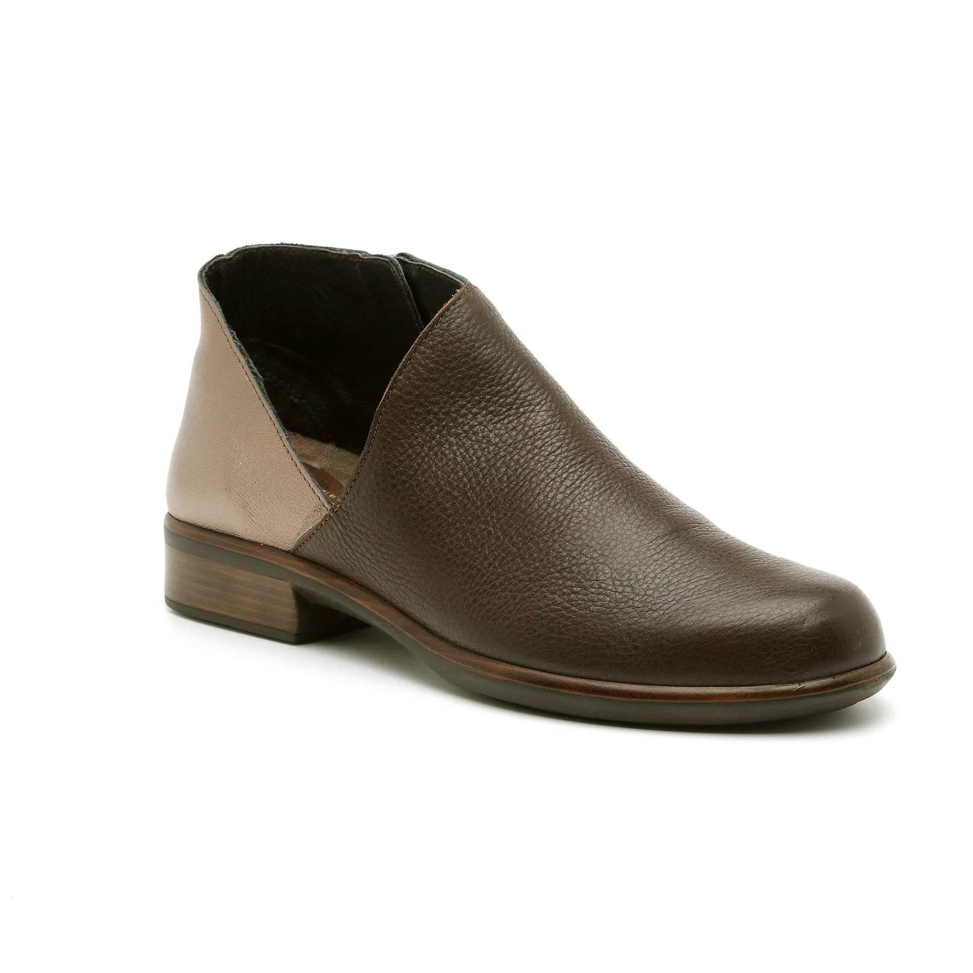 נעל באיאמו EC8+ED2 - נאות ישראל