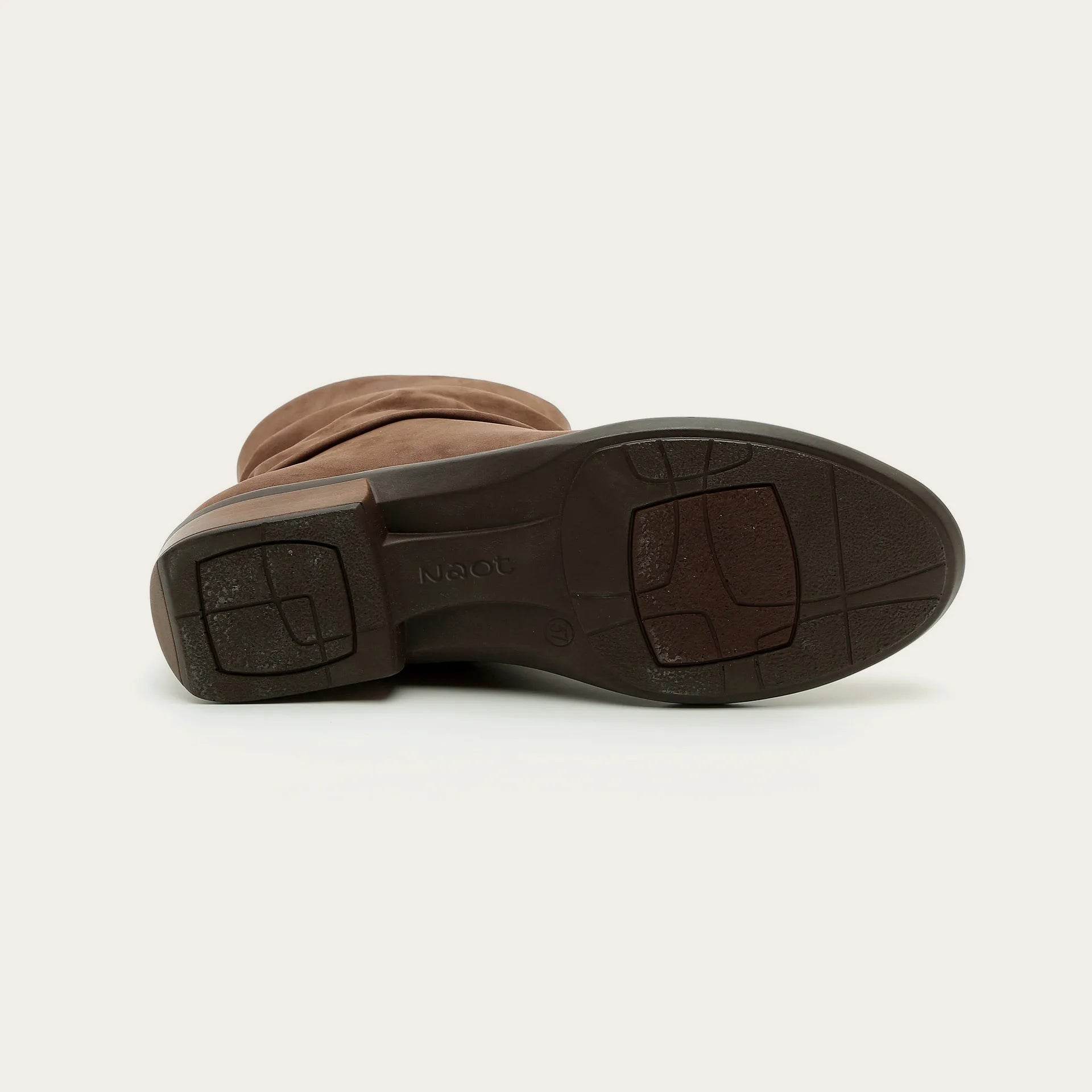 נעל בריסוטה נ.חום חציל - נאות ישראל