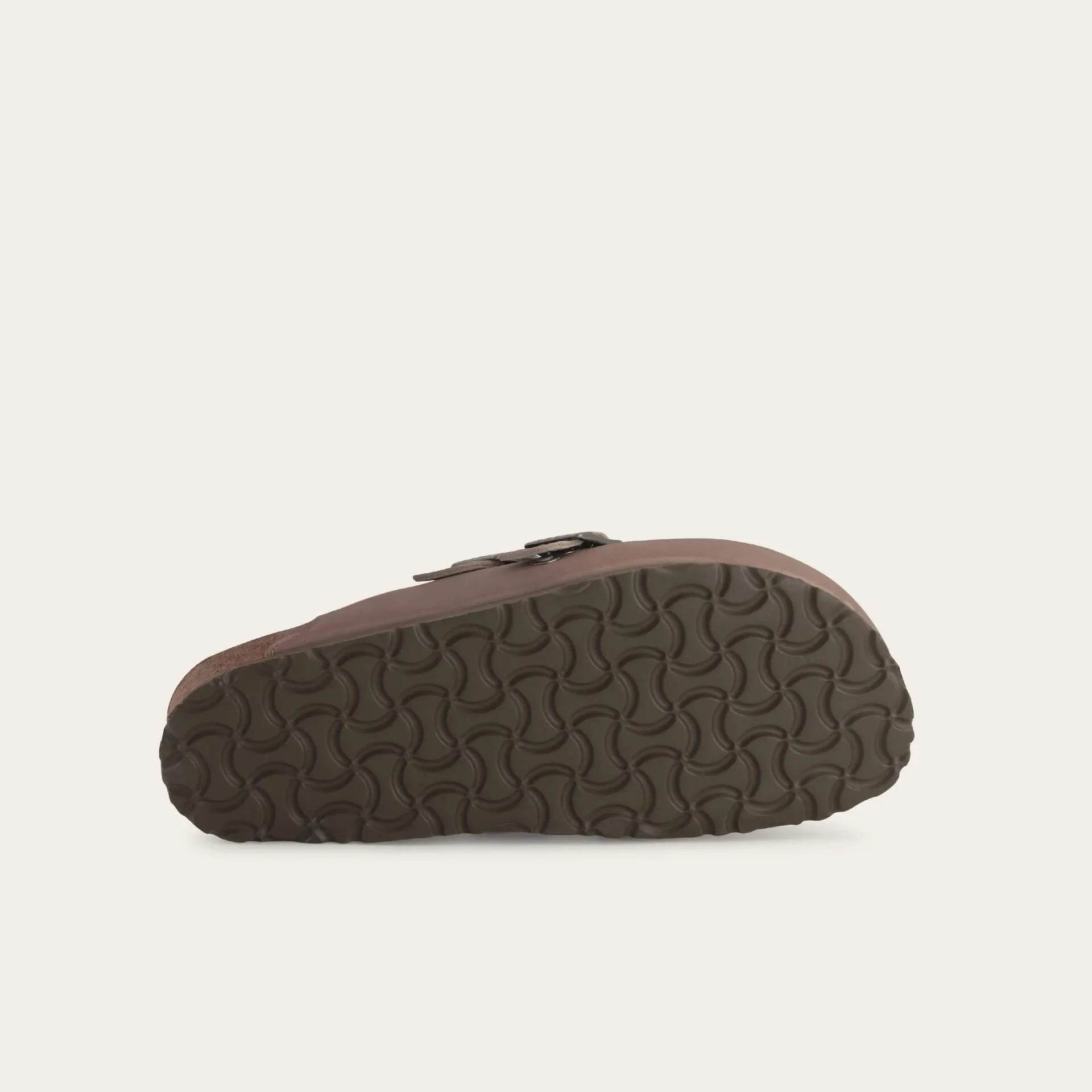 נעל ביסמרק ע.בז' אקרו - נאות ישראל