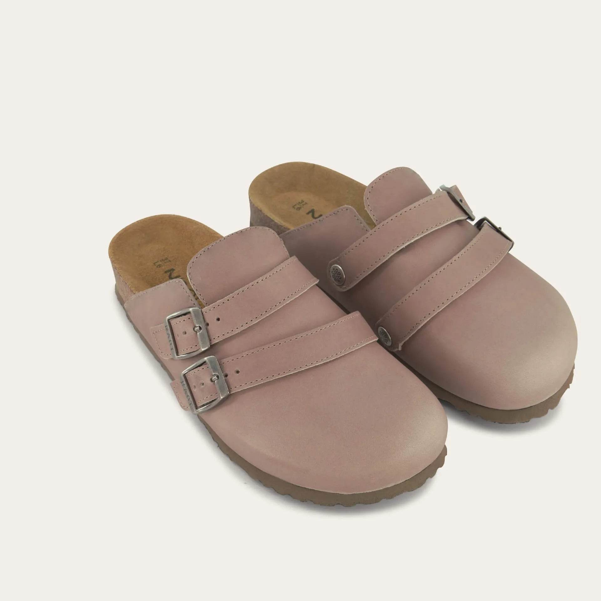 נעל ביסמרק ע.בז' אקרו - נאות ישראל