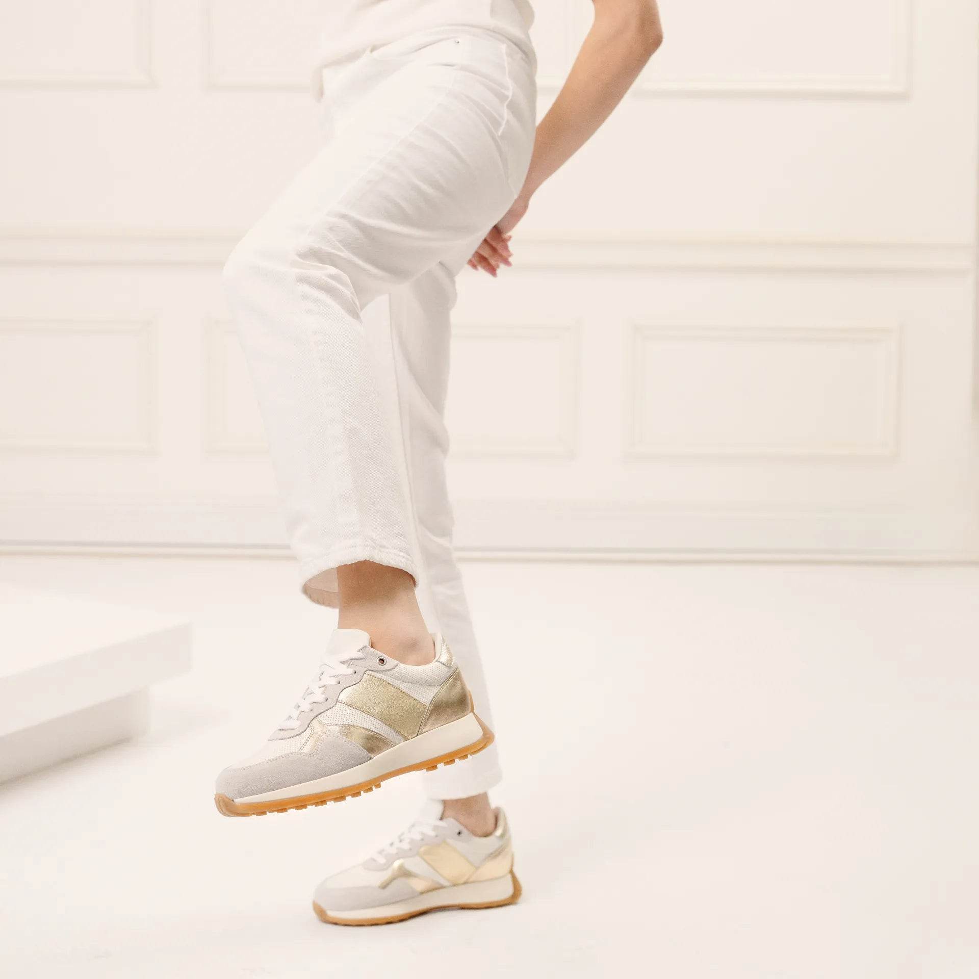 נעל סאנסט לבן זהב וזהב אדום - נאות ישראל