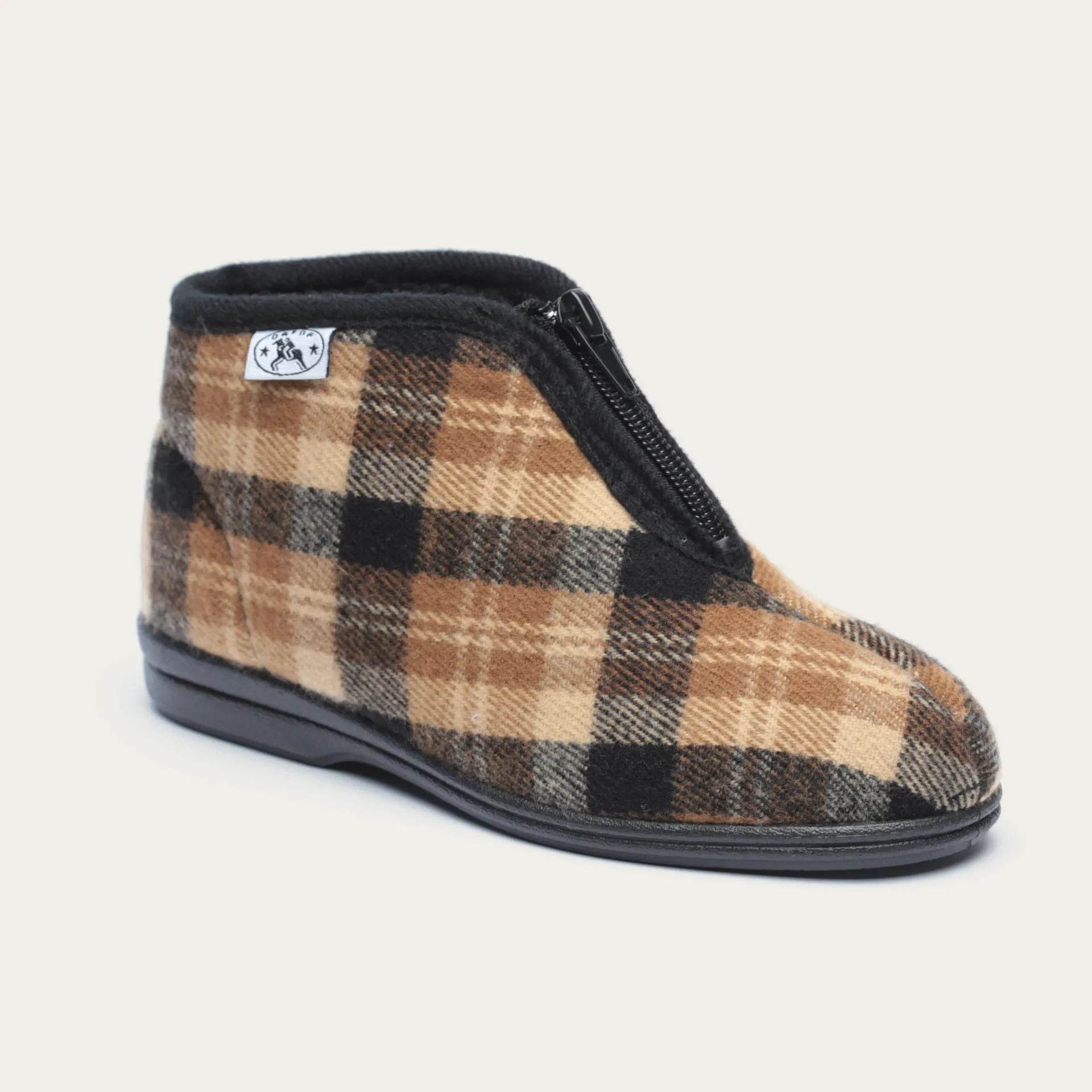 נעל נועם נוער 35-39 חום 500 - נאות ישראל