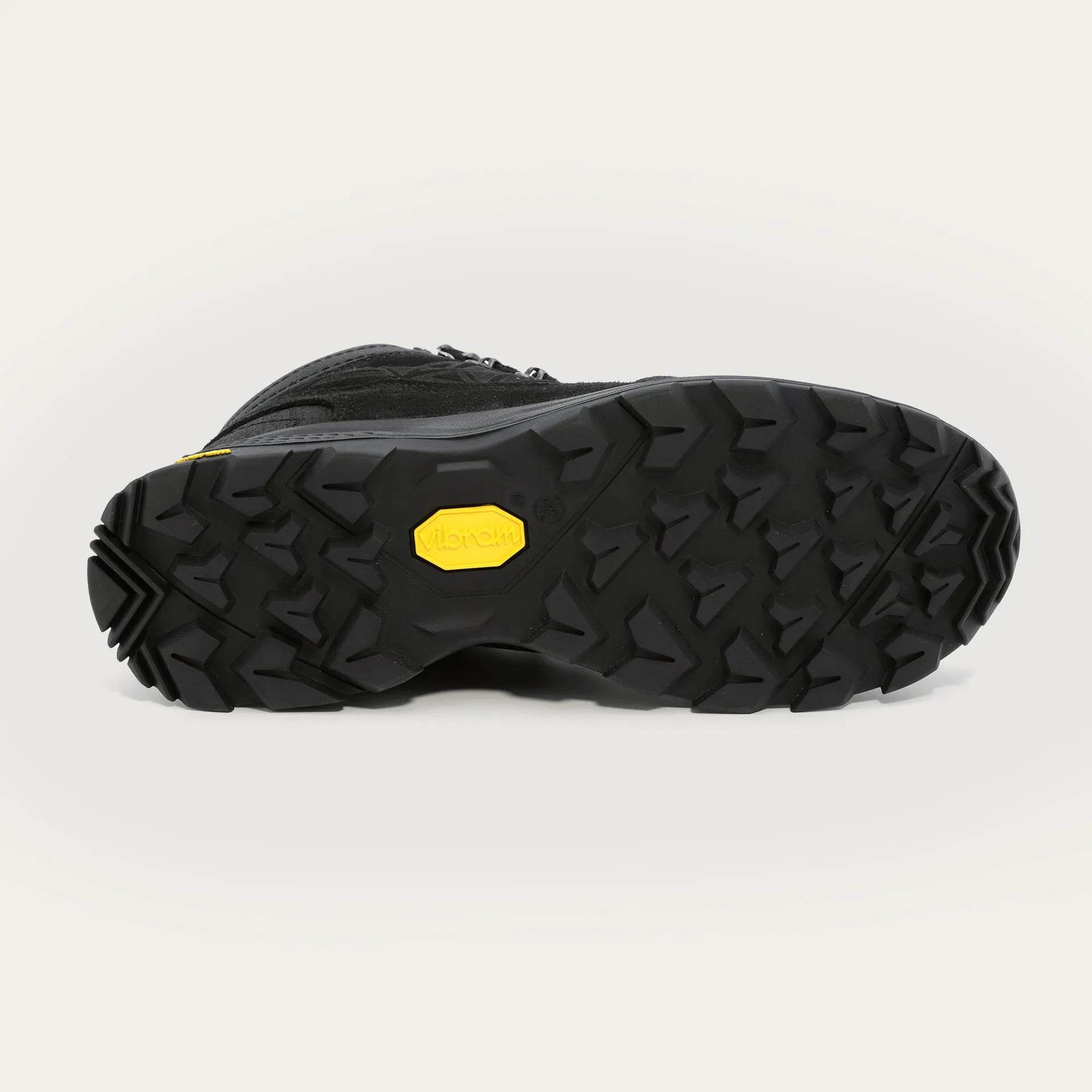 נעל נעלי מטיילים 31813 MONTAIN VIBRAM שחור 100 - נאות ישראל