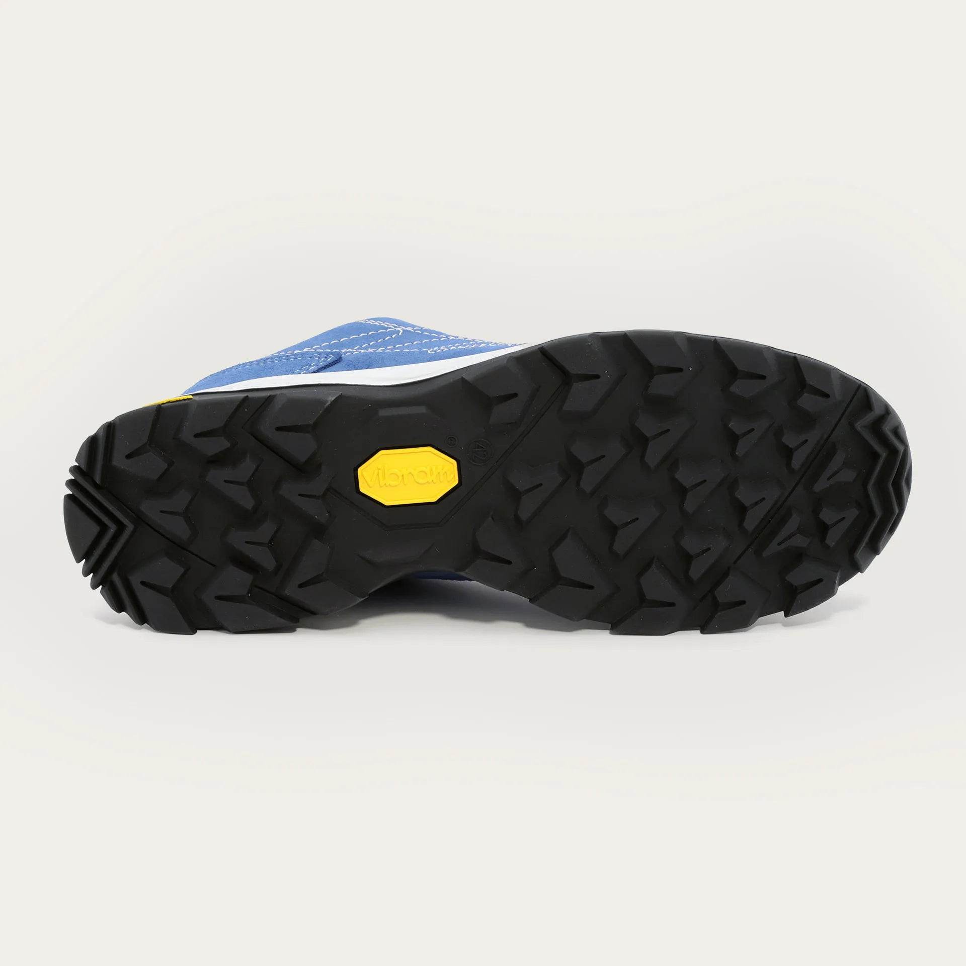 נעל כחול 1402 HIKING 31815 MAKALU VIBRAM - נאות ישראל