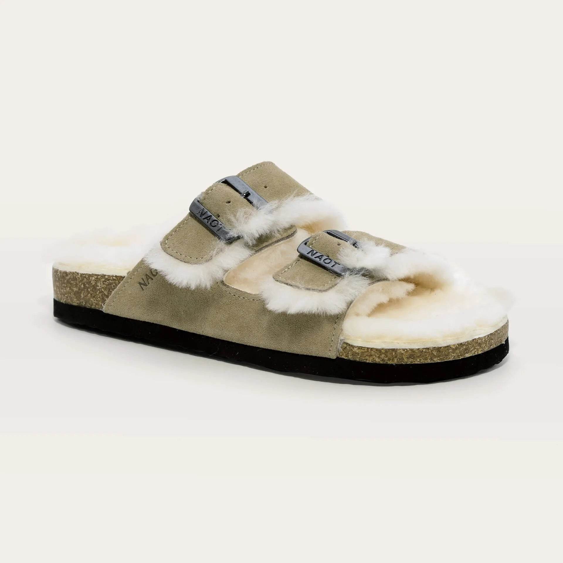 נעל שחר נשים FUR בז' פרווה - נאות ישראל