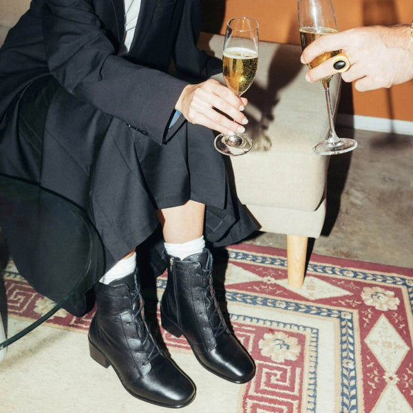 נעל מג'סטי ע.שחור אטום מים - נאות ישראל